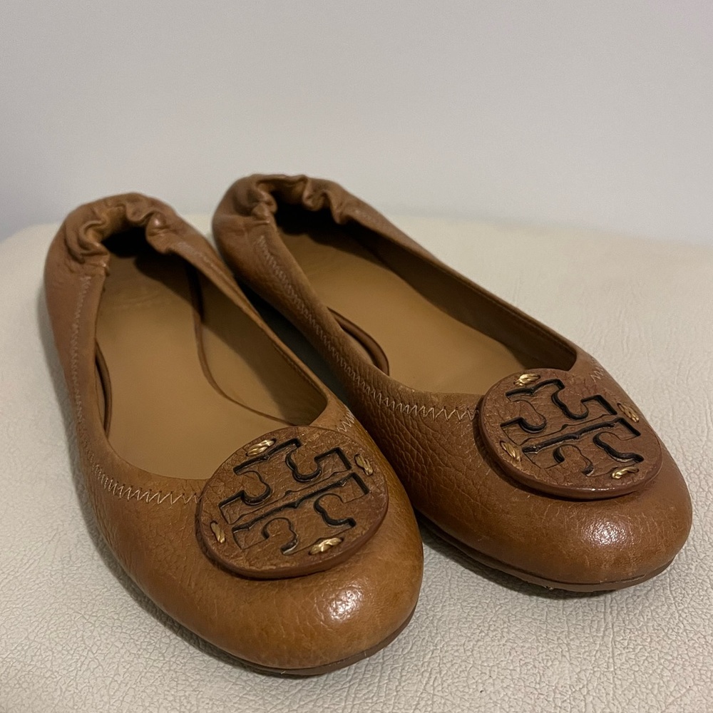 Tory Burch Reva Camel Classic Leather Slip-On Ballet Flats Women’s Size 7.5